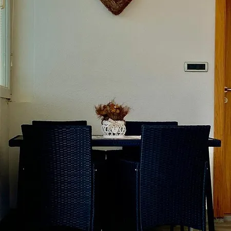 Apartment Casa Roberto - Piano Terra Con Giardino